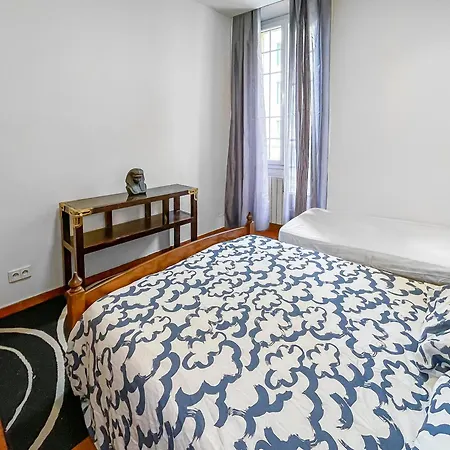 Chic Cannois Proche De La Croisette Apartment